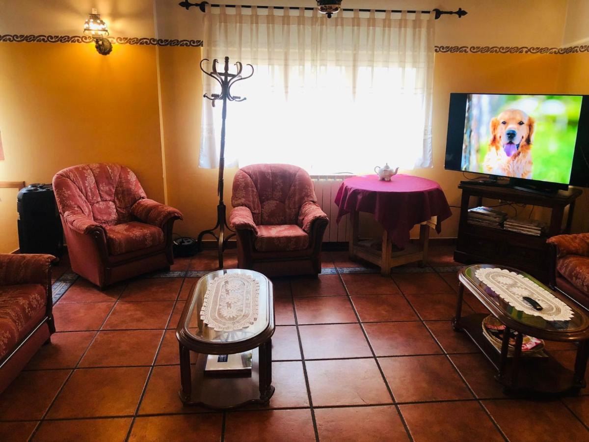 Hostal Jj Salduero ภายนอก รูปภาพ